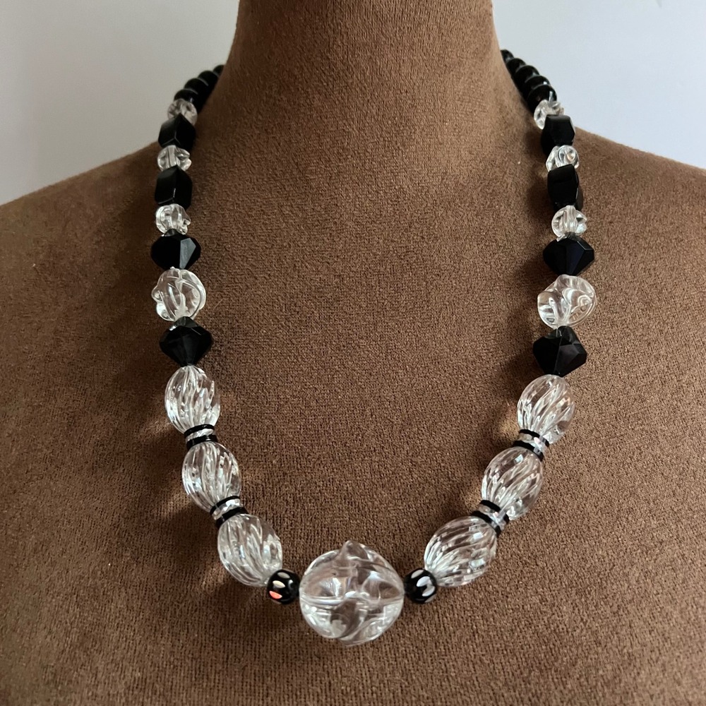 Vintage Black Clear Acrylic Ribbed Faceted Bead Statement Necklace 24 Inch Goth